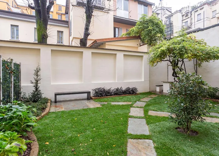 Sant Ambroeus Garden